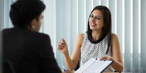 12 Dicas de como se Comportar Corretamente numa Entrevista de Emprego